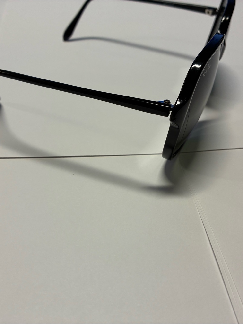 Ray-Ban Women's Black Frame with Dark Lenses Sunglasses made in France - Picture 8 of 12
